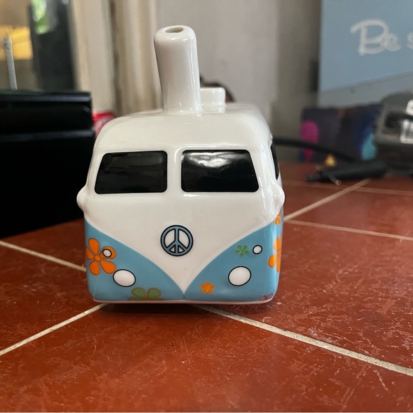VW Hippie Bus Ceramic glazed Apparatus - Picture 3 of 7